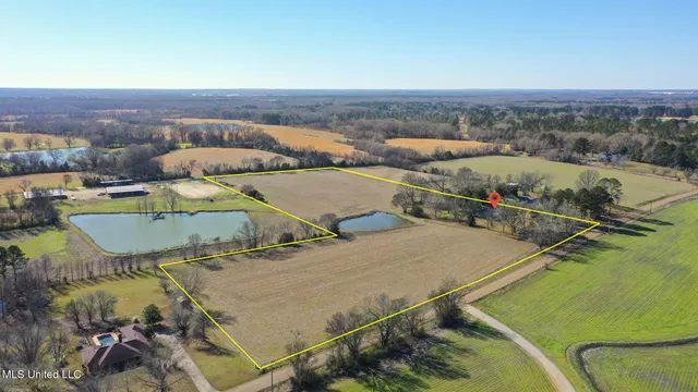 $649,500 | 205 Avondale Road, Canton, MS 39046