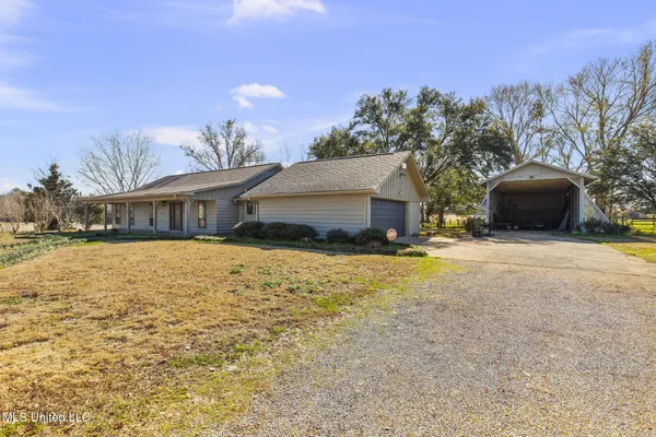 $649,500 | 205 Avondale Road, Canton, MS 39046