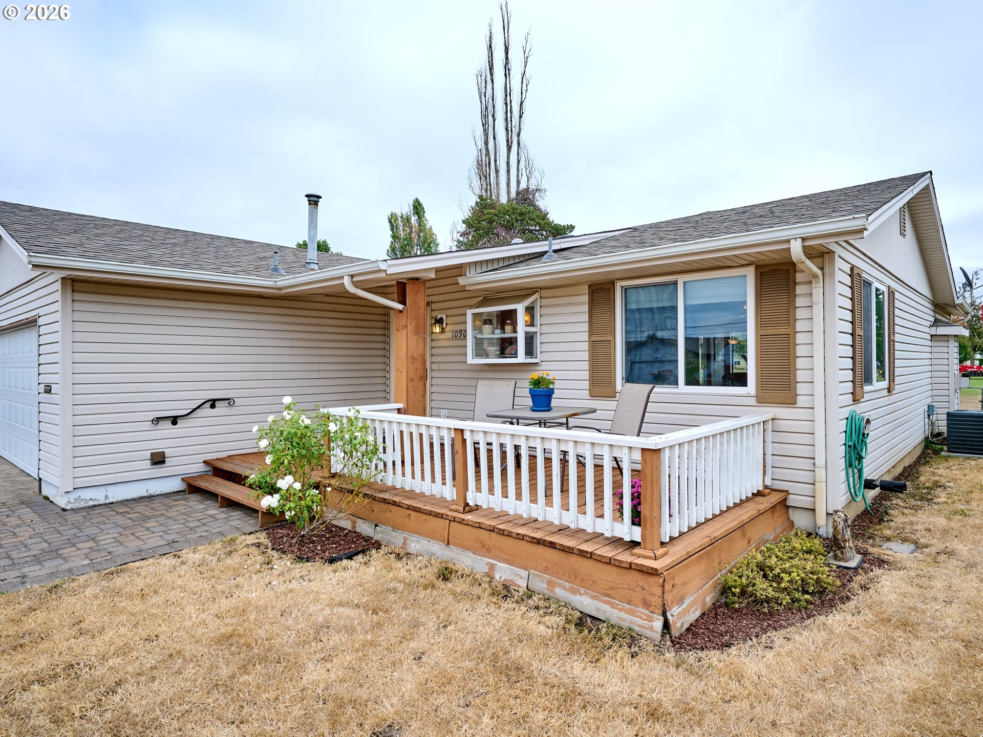 1090 Randolph Road Woodburn, OR 97071 - Photo 2 of 43 Gallery Image 2