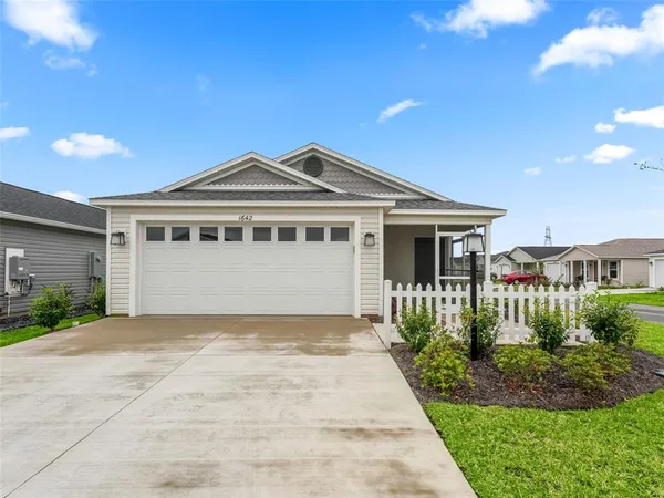 $2,100 | 1642 Echols Court, The Villages, FL 34762