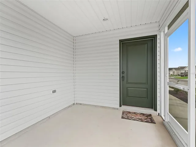 $2,100 | 1642 Echols Court, The Villages, FL 34762