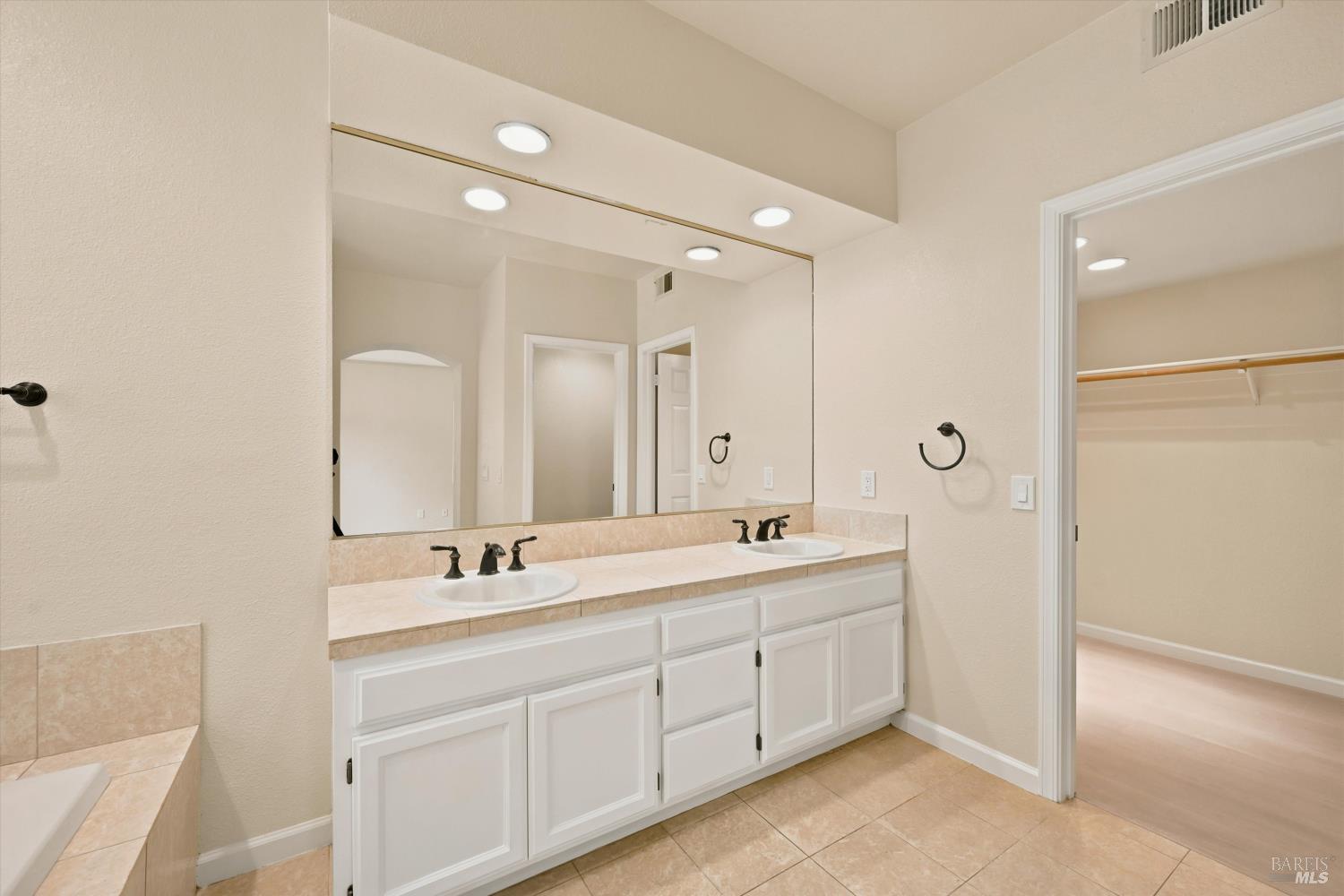 2004 Stonefield Lane Santa Rosa, CA 95403 - Photo 33 of 45