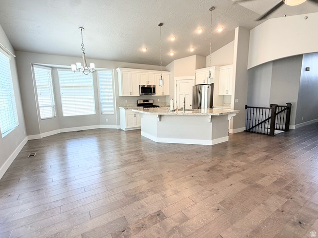 808 Valley View Way Lehi, UT 84048 - Photo 5 of 49