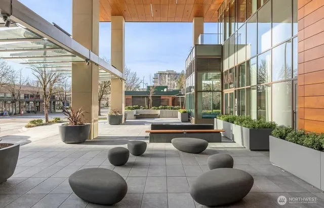 $2,300 | 10232 Northeast 10th Street, Unit 1505, Bellevue, WA 98004