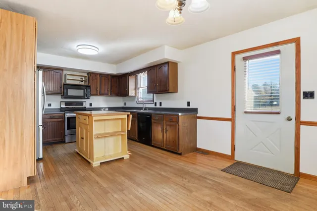 $375,000 | 1330 Goodyear Road, Gardners, PA 17324