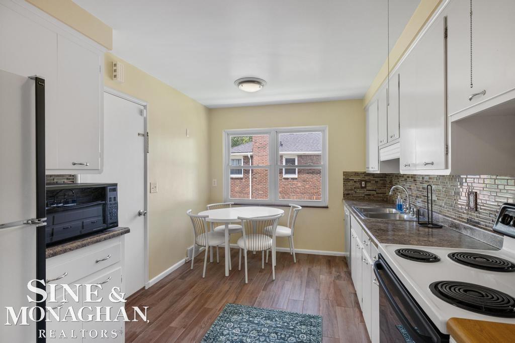 840 Harcourt Road Grosse Pointe, MI 48230 - Photo 11 of 36