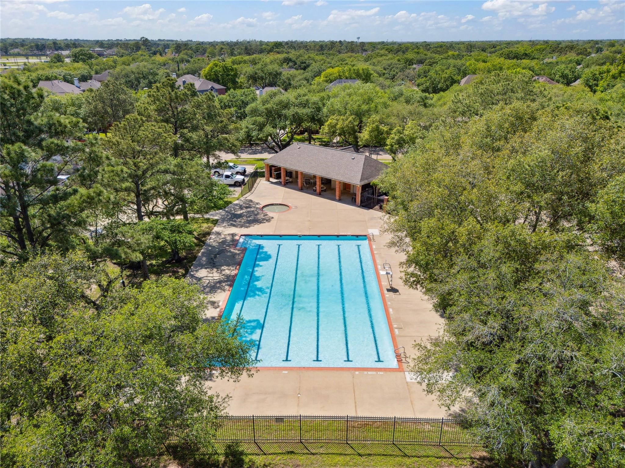 5815 Pheasant Ridge Lane Houston, TX 77041 - Photo 43 of 43 Neighborhood’s amenities offer an Olympic-size pool, splash pad/playground. Home is move in ready!