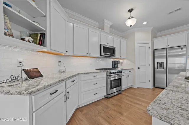 $484,000 | 975 Whiskey Court, Grimesland, NC 27837