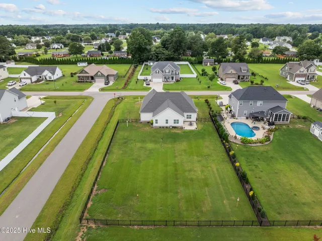 $484,000 | 975 Whiskey Court, Grimesland, NC 27837