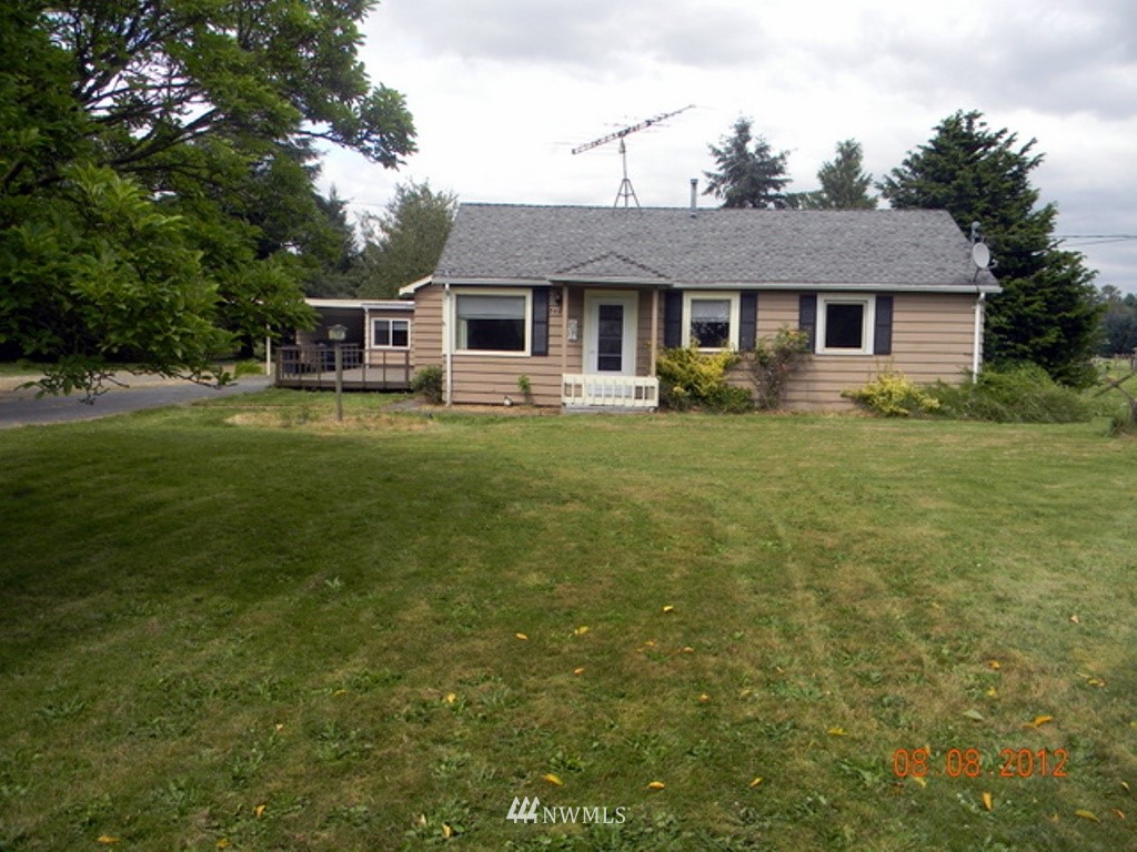 2468 East Pole Road Everson, WA 98247 - Photo 1 of 10