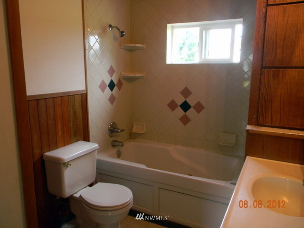 2468 East Pole Road Everson, WA 98247 - Photo 7 of 10