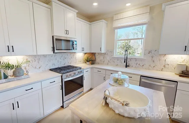 $437,300 | 333 Knotty Wds Drive, Monroe, NC 28110