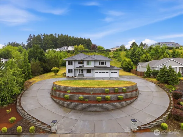 $749,950 | 9347 Piperhill Drive Southeast, Olympia, WA 98513