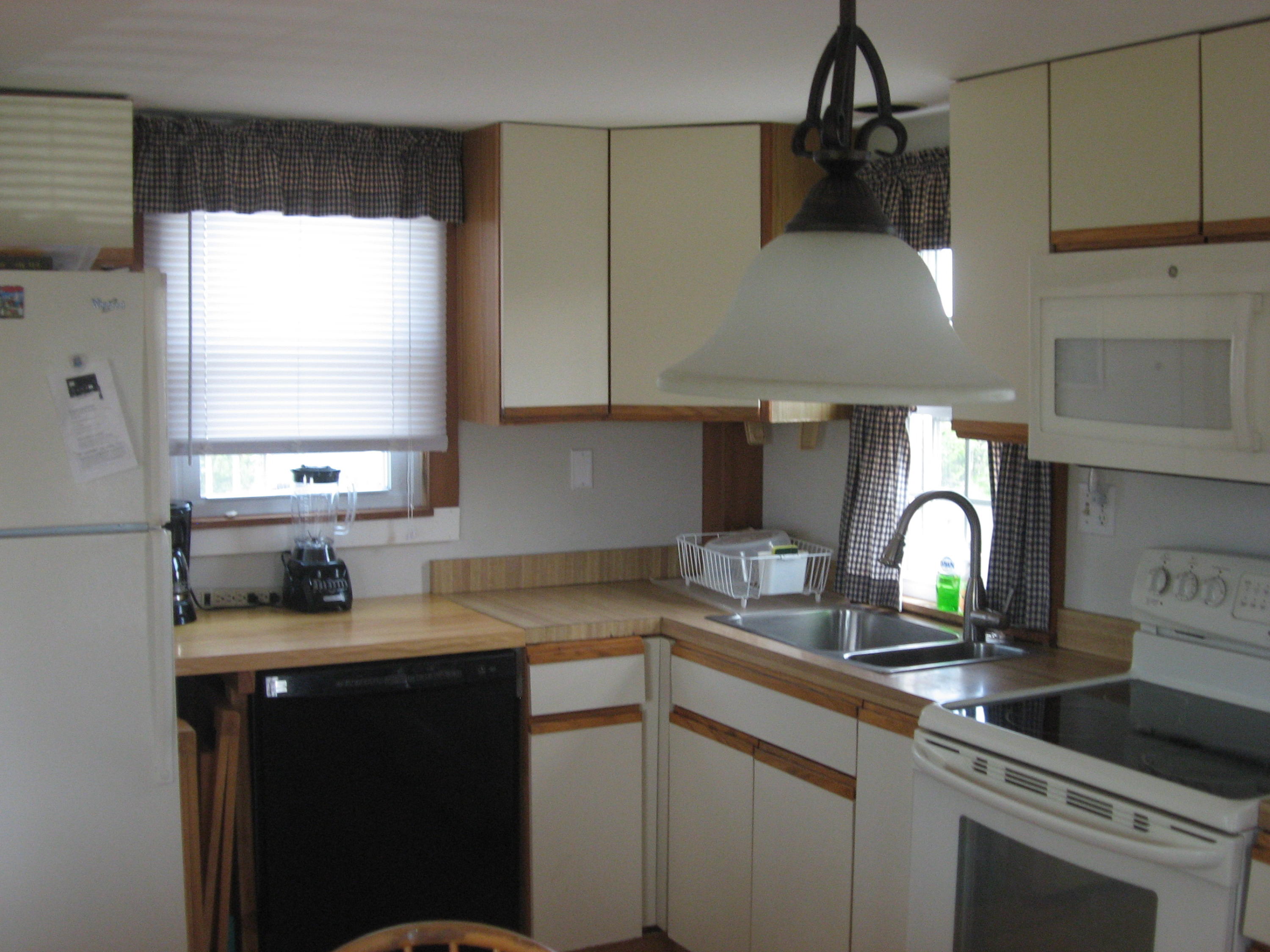 445 Shore Road Truro, MA 02666 - Photo 8 of 14 Kitcken