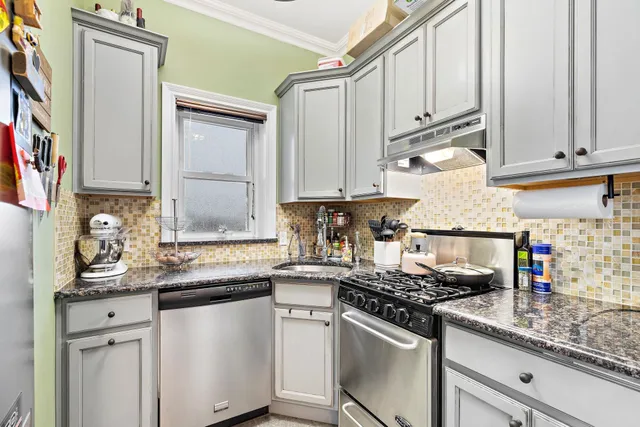 $3,000 | 301 Monroe Street, Unit 5L, Hoboken, NJ 07030