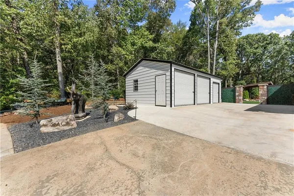 $1,000,000 | 255 Reece Road, Dawsonville, GA 30534