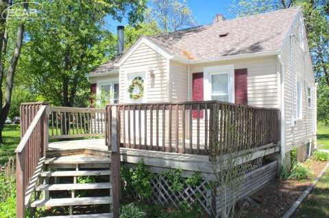 5310 Oleksyn Road Flint, MI 48504 - Photo 51 of 61 20426942-63.JPG