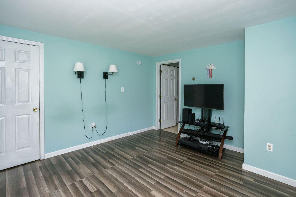 342 Temple Road Wilton, ME 04294 - Photo 18 of 35 taylor-kaminsky-photo-31