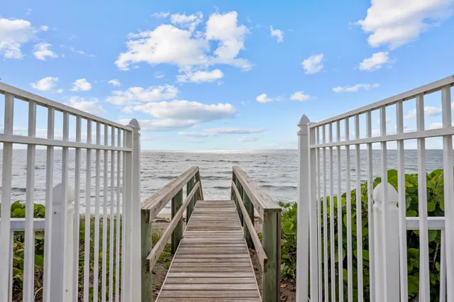 $4,000 | 3230 South Ocean Boulevard, Unit A602, Palm Beach, FL 33480