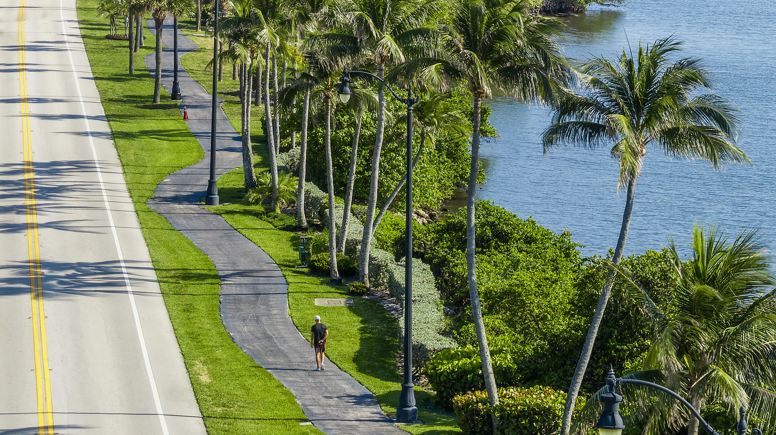3230 South Ocean Boulevard, Unit A602 Palm Beach, FL 33480 - Photo 66 of 87 a view of yard