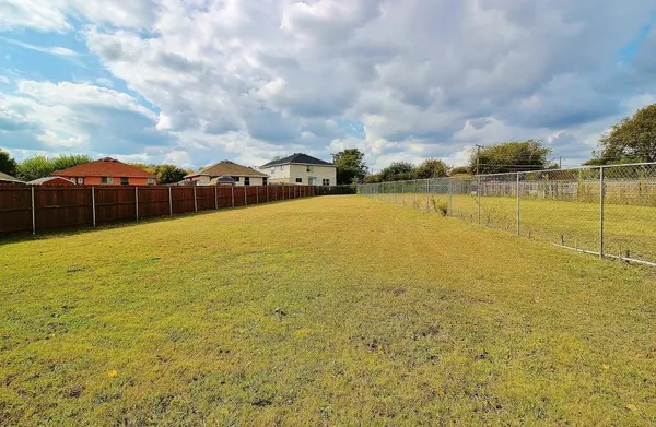 $1,995 | 3325 Tioga Street, Dallas, TX 75241