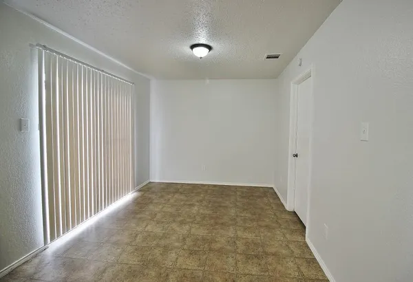 $1,995 | 3325 Tioga Street, Dallas, TX 75241