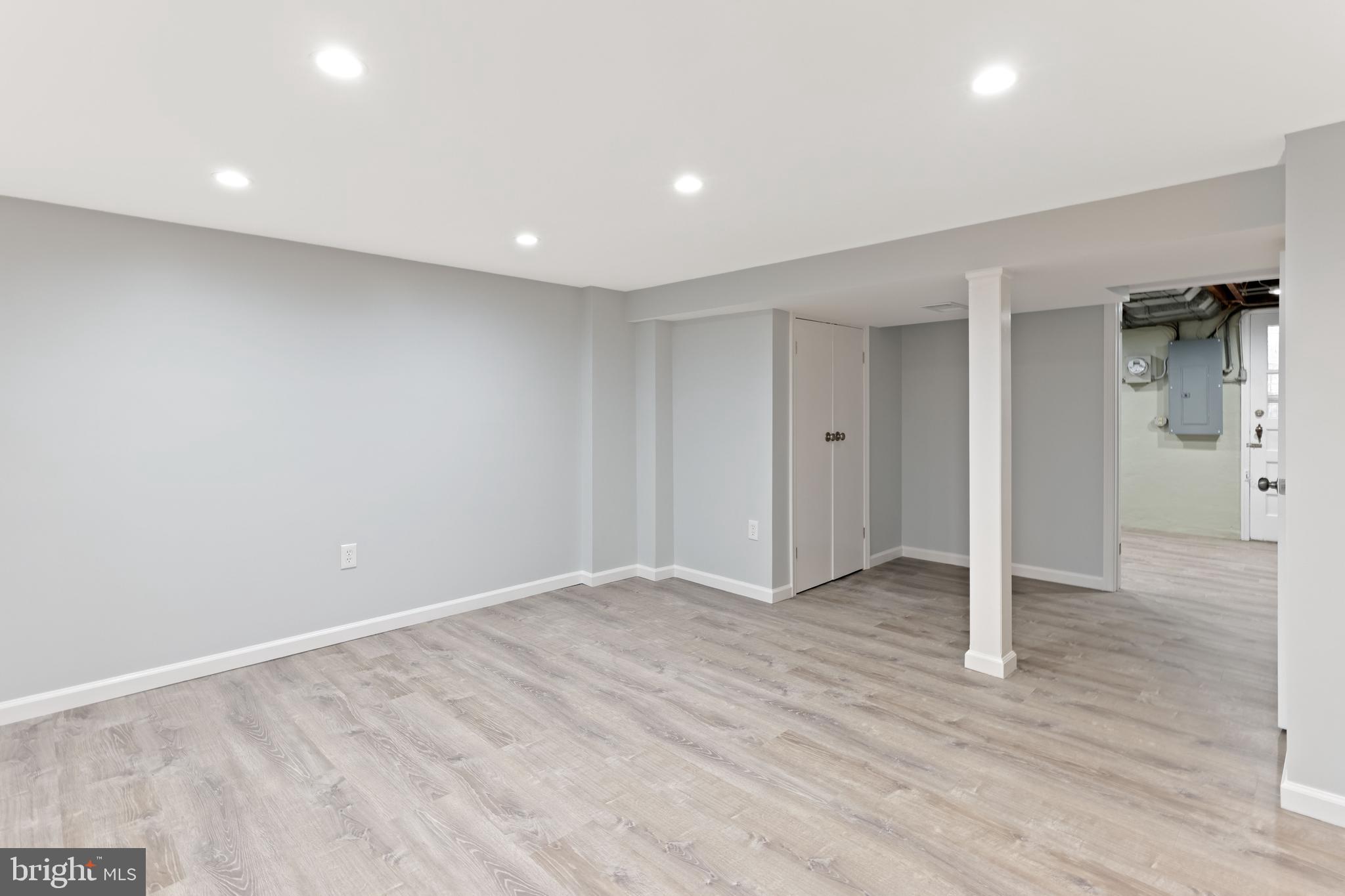 1667 Hardwick Road Towson, MD 21286 - Photo 28 of 34 wooden floor in an empty room with wooden floor