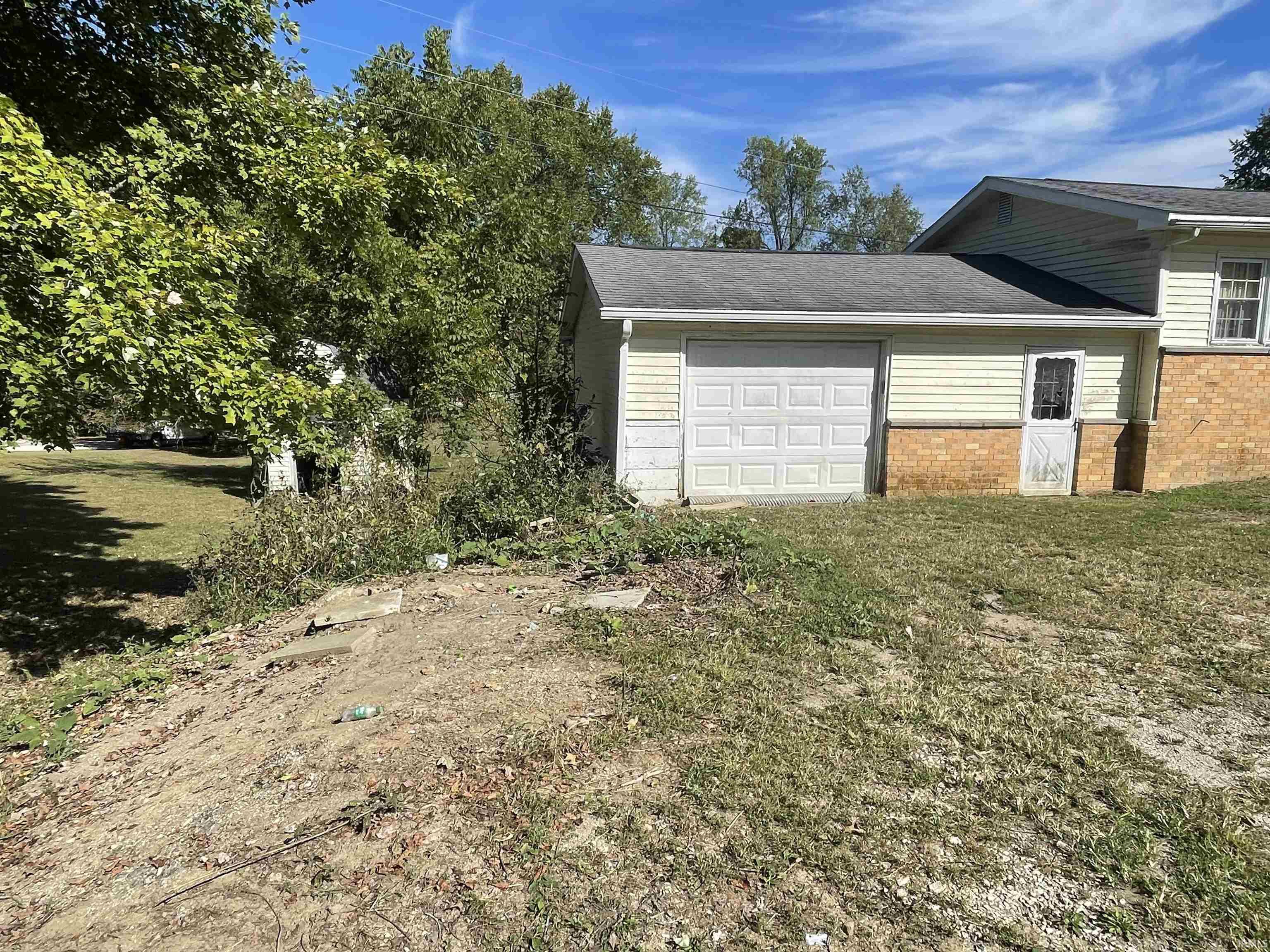 4255 East Farr Road Bloomington, IN 47408 - Photo 10 of 29