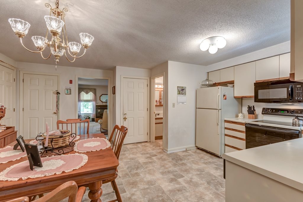 93 Great Brook Road, Unit 93 Milford, NH 03055 - Photo 8 of 40