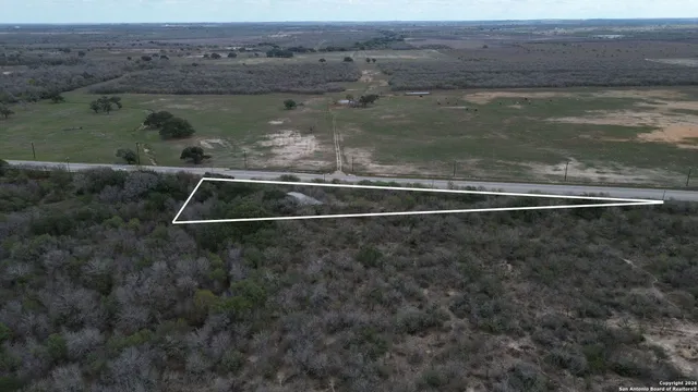 $24,000 | 16583 Highway 80, Gillett, TX 78116