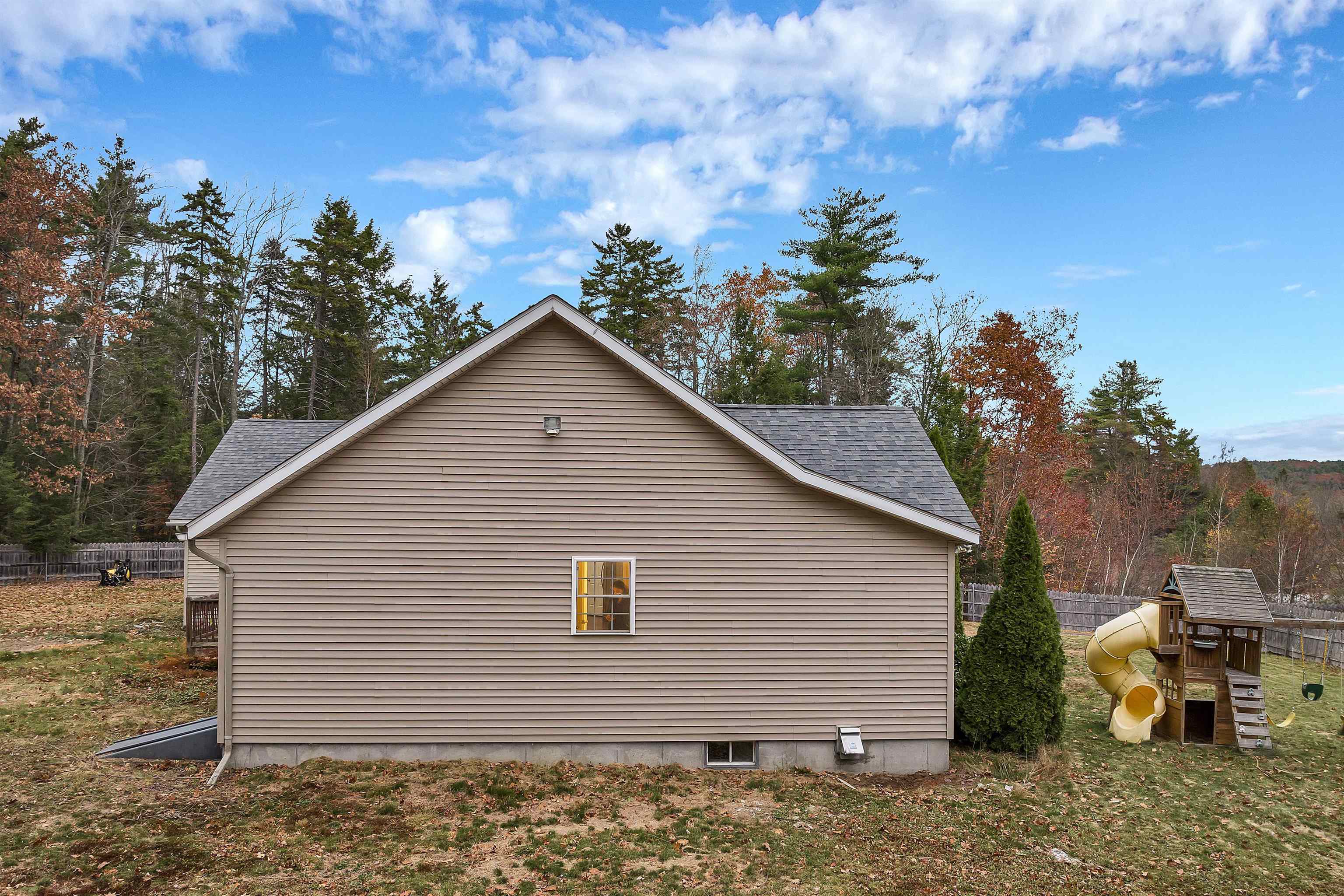 66 Old Beaver Road New Ipswich, NH 03071 - Photo 31 of 39