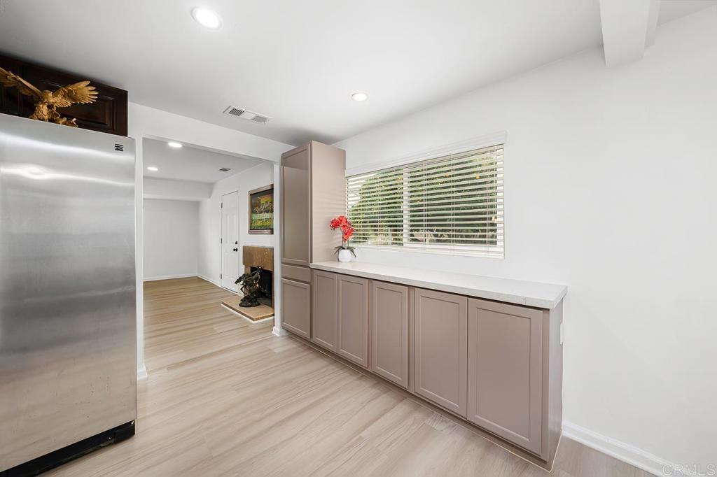 1661 Grove Road El Cajon, CA 92020 - Photo 10 of 44 a very nice looking room with a large window