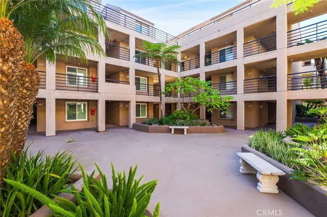 $3,598 | 1200 Pacific Coast Highway, Unit 108, Huntington Beach, CA 92648