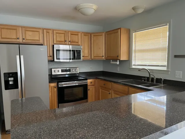 $3,000 | 2815 Barclay Way, Ann Arbor, MI 48105