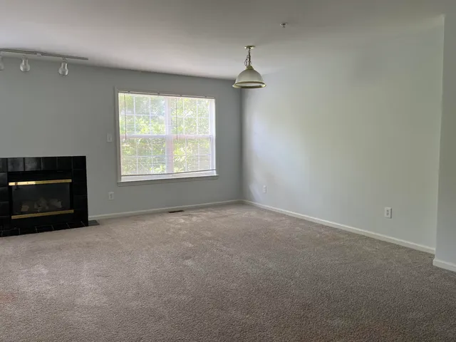 $3,000 | 2815 Barclay Way, Ann Arbor, MI 48105