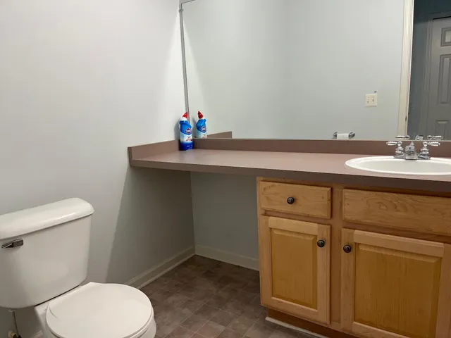 $3,000 | 2815 Barclay Way, Ann Arbor, MI 48105