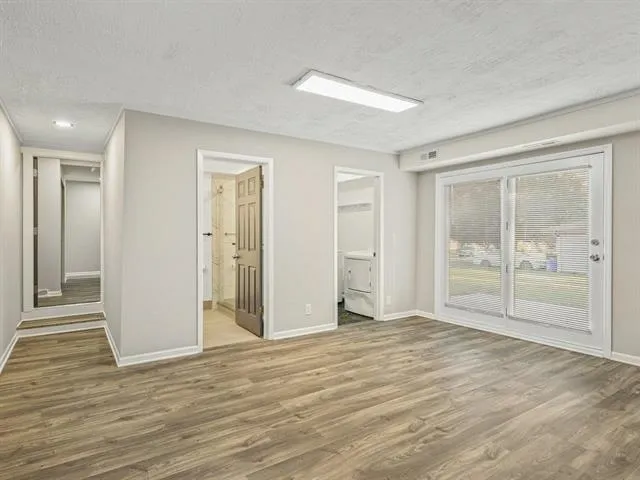 $2,650 | 2205 Clover Avenue, Rockford, IL 61102