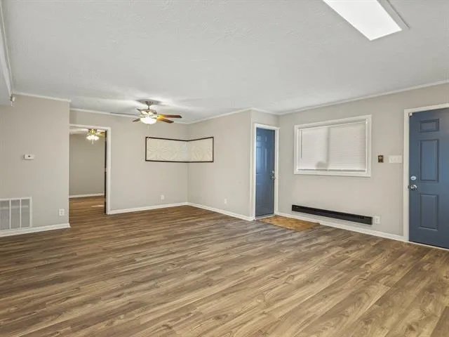 $2,650 | 2205 Clover Avenue, Rockford, IL 61102