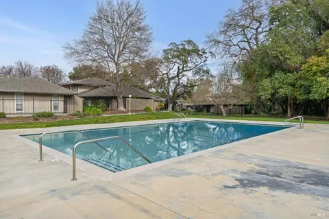 $575,000 | 24 Roundtree Boulevard, San Rafael, CA 94903