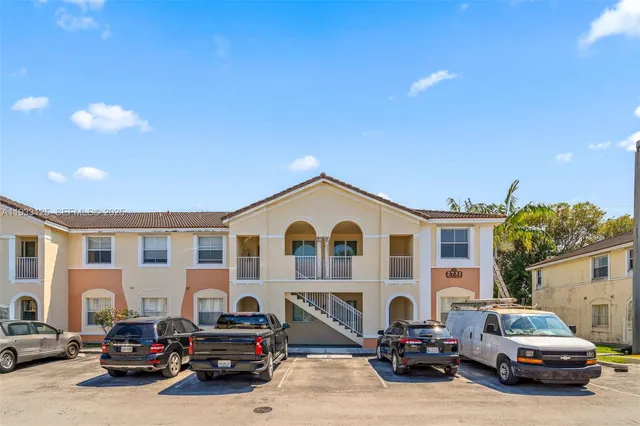 $2,000 | 2731 Southeast 17th Avenue, Unit 211, Homestead, FL 33035
