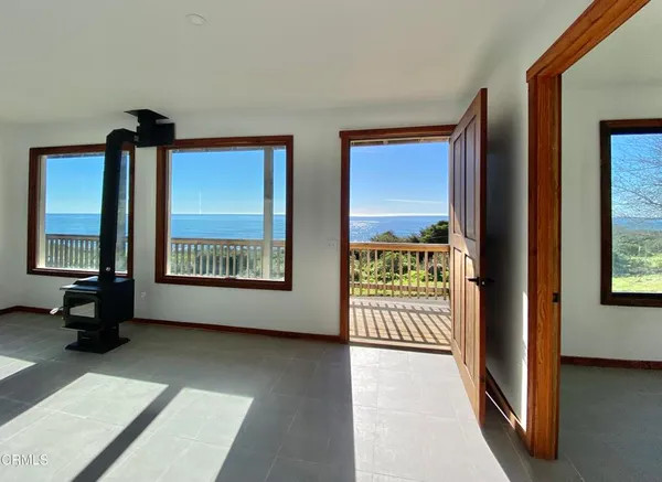 $1,365,000 | 41301 Seascape Drive, Westport, CA 95488