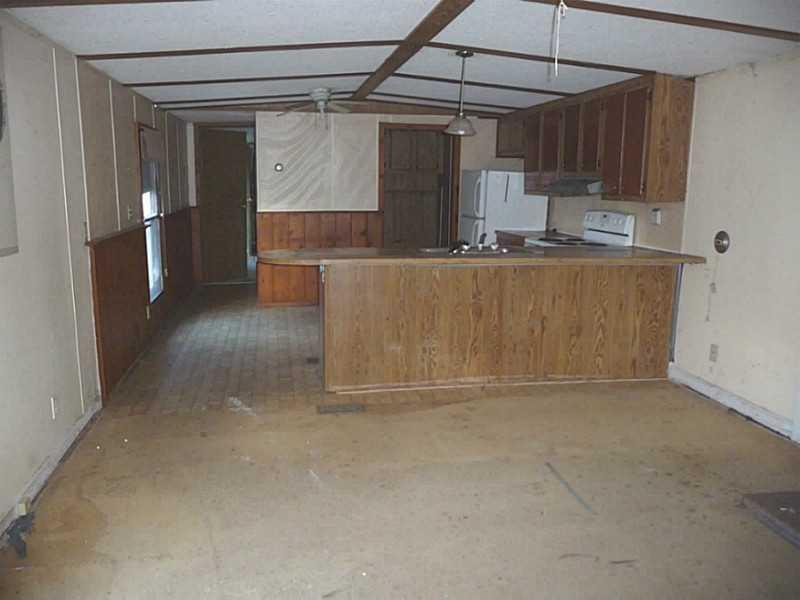 139 Old Rte 26 Paris, ME 04281 - Photo 14 of 34 Living Room.