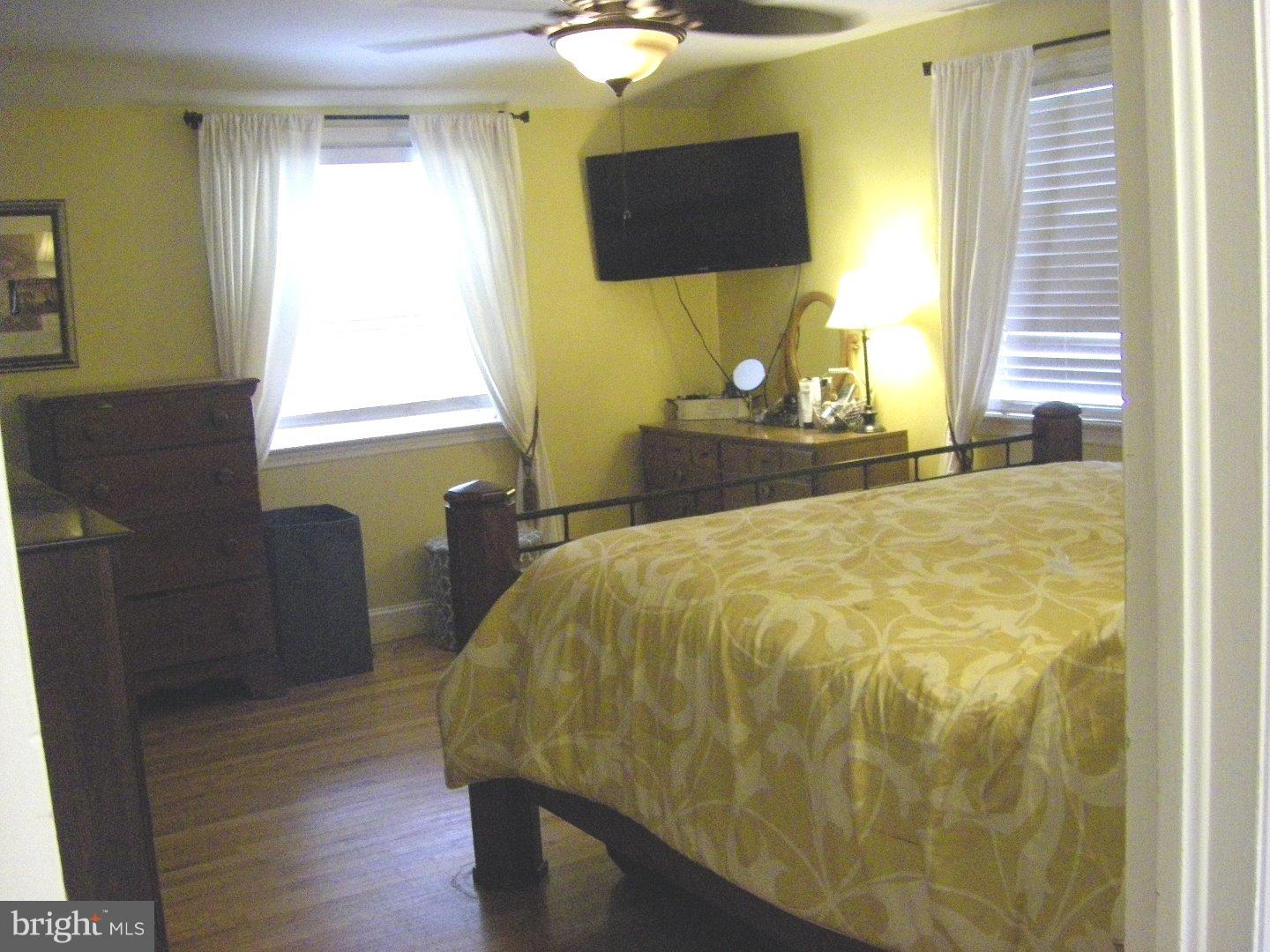 329 Avon Road Springfield, PA 19064 - Photo 14 of 25 Bedroom - Main