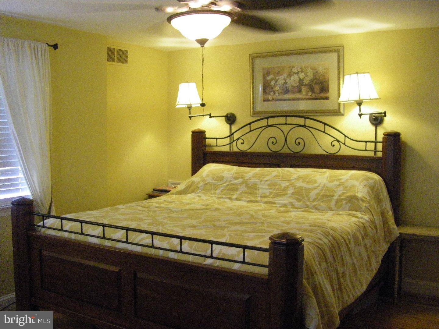 329 Avon Road Springfield, PA 19064 - Photo 15 of 25 Master Bedroom