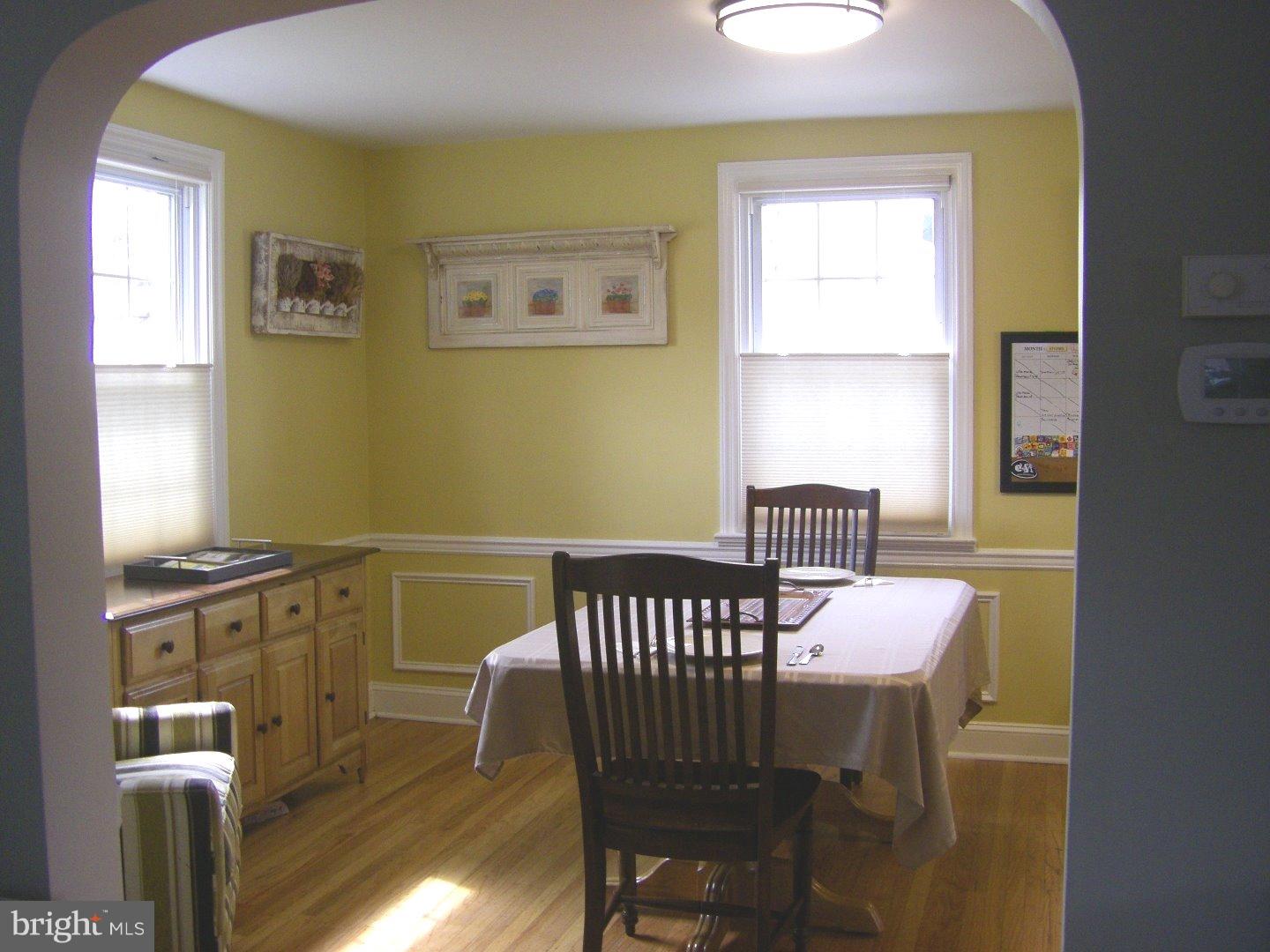 329 Avon Road Springfield, PA 19064 - Photo 8 of 25 Dining Room