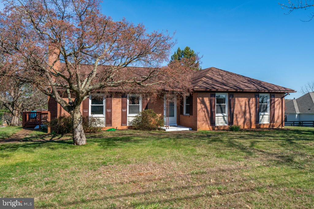 8485 Lees Ridge Road Warrenton, VA 20186 - Photo 1 of 34 WELCOME TO 8485 LEES RIDGE RD