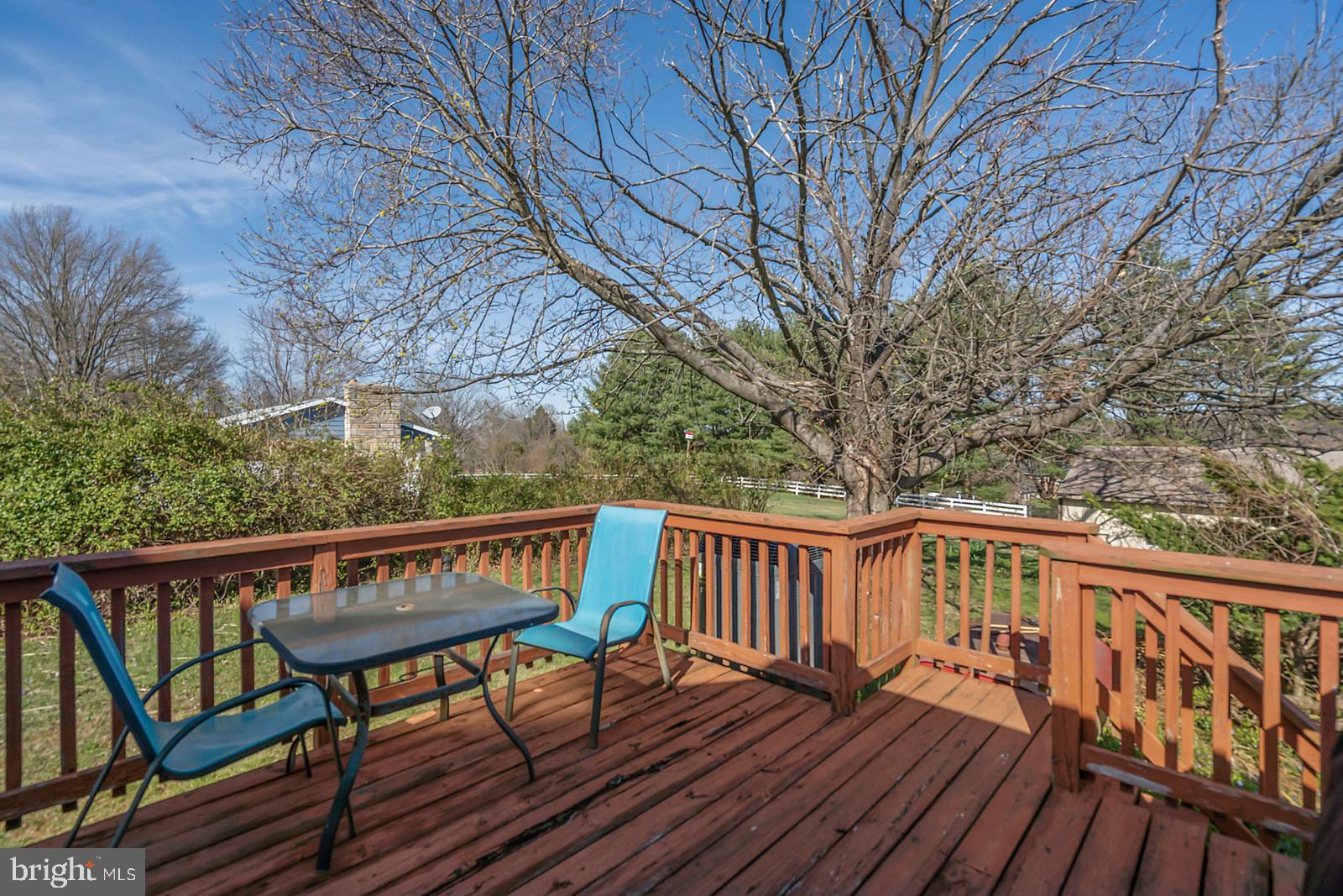 8485 Lees Ridge Road Warrenton, VA 20186 - Photo 23 of 34 DECK OFF DINING AREA