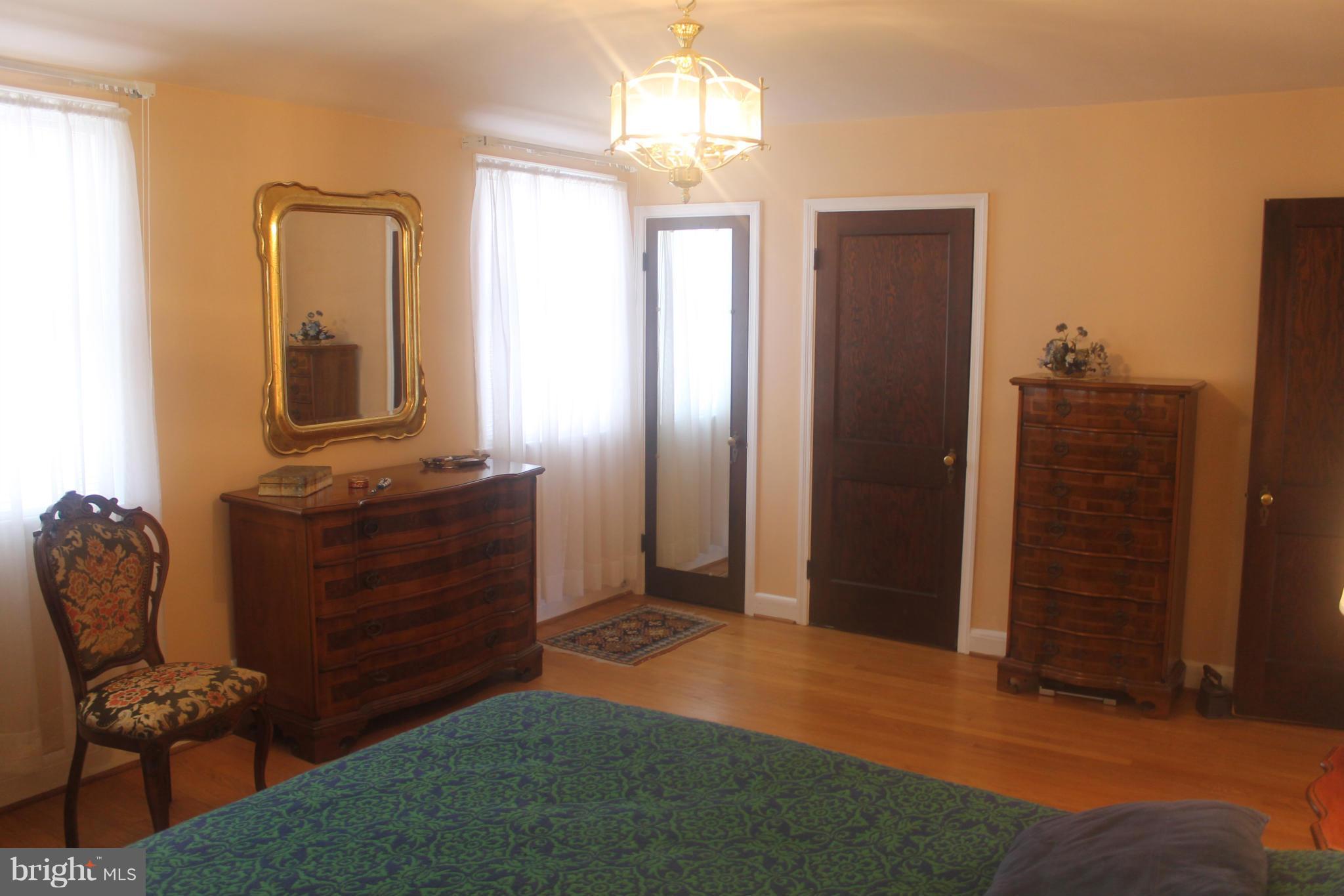 718 Charing Cross Road Baltimore, MD 21229 - Photo 12 of 30 Bedroom