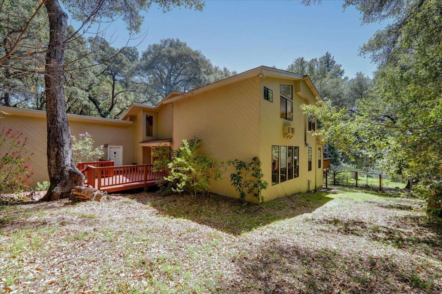 1882 Pine Flat Road Santa Cruz, CA 95060 - Photo 4 of 60 Gallery Image 4
