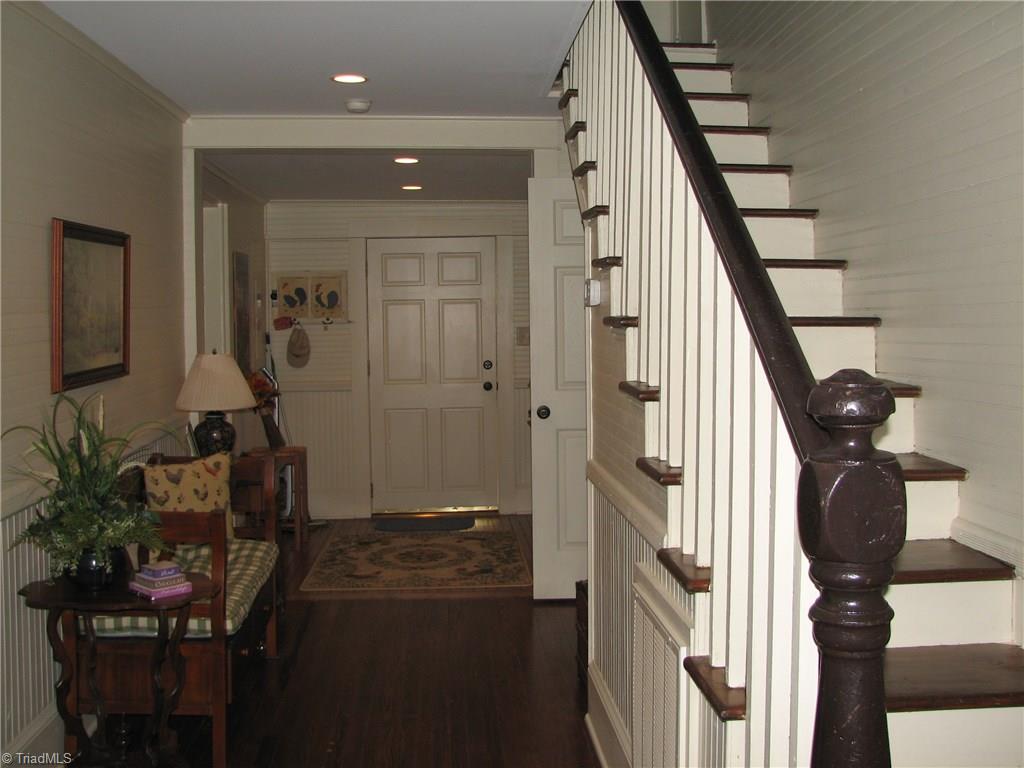 1186 Denton Road Denton, NC 27239 - Photo 18 of 30 Wide hallway